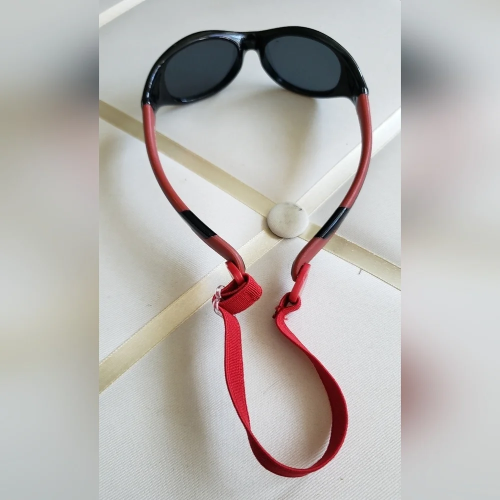 *3/$10 Real Kids Black/Red Flex Fit Removable Band Smoke Lens, 0+